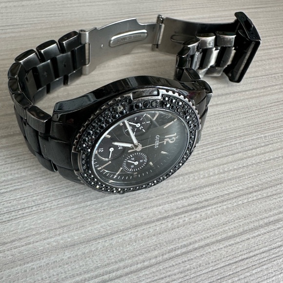 Guess rhinestone water resistant steel wrist watch *has not been tested* - Picture 11 of 16